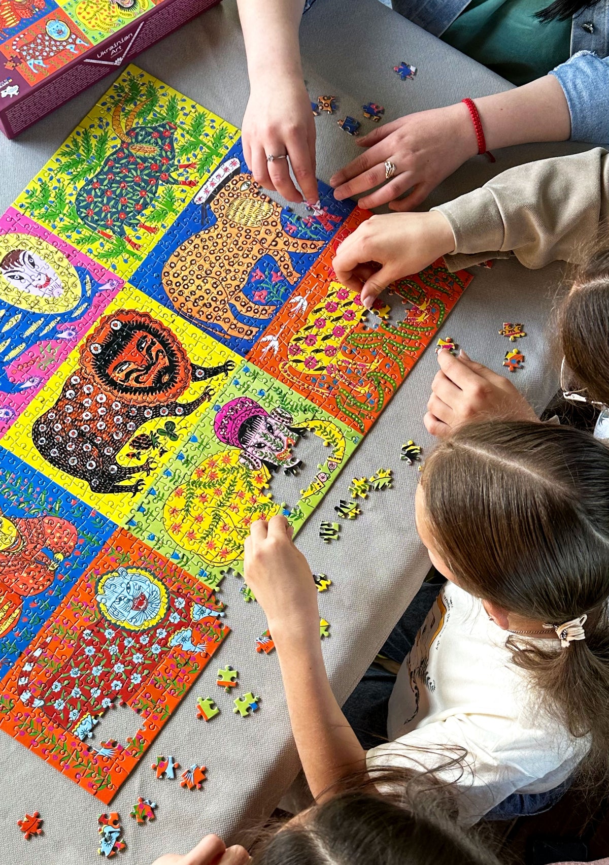 Cardboard jigsaw puzzle "Beasts by Prymachenko" 1000 pieces